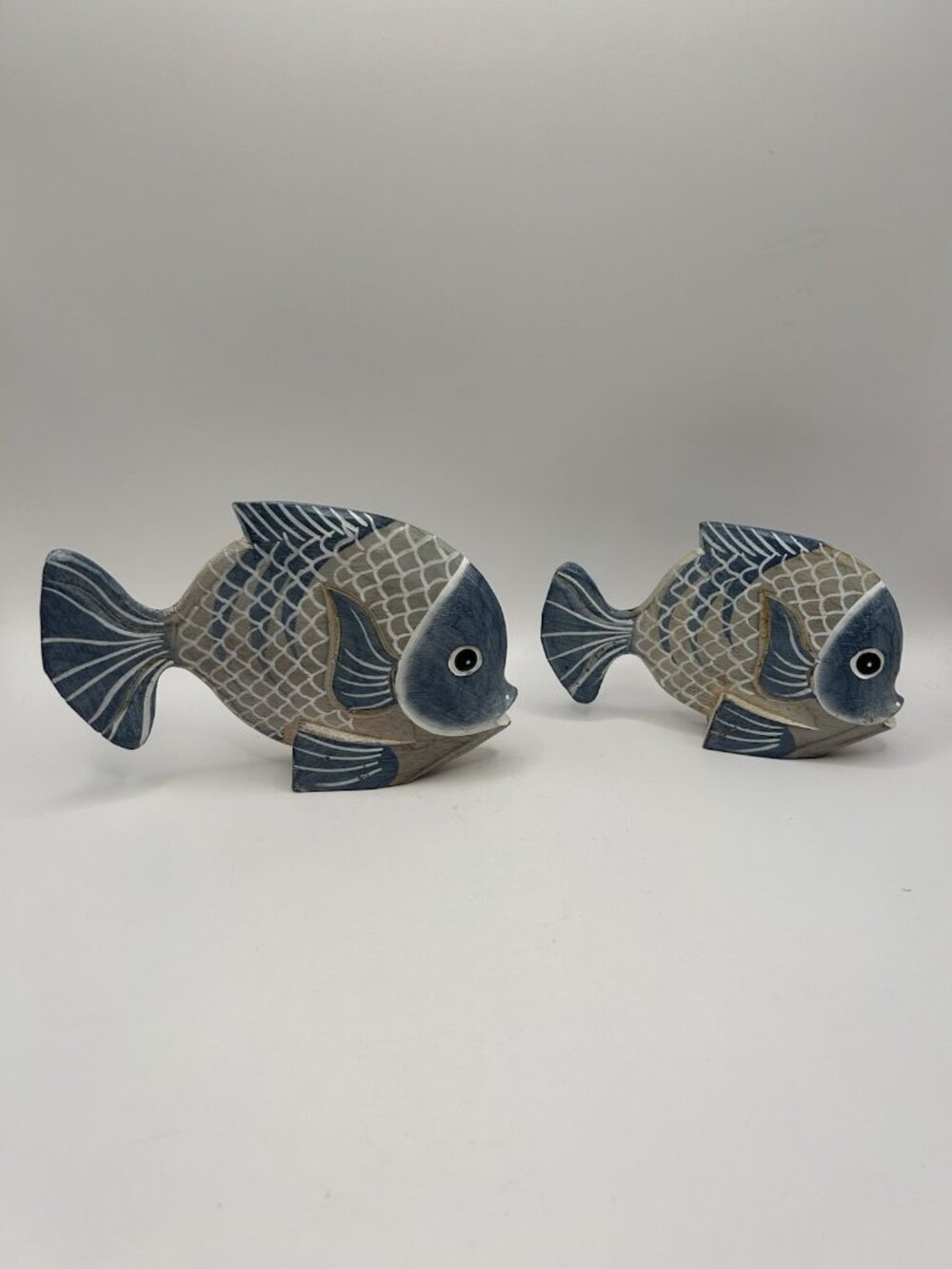 Pair Hand Painted Carved Wood Tropical Fish Coastal Beach Nautical Decor Vintage - Picture 10 of 16